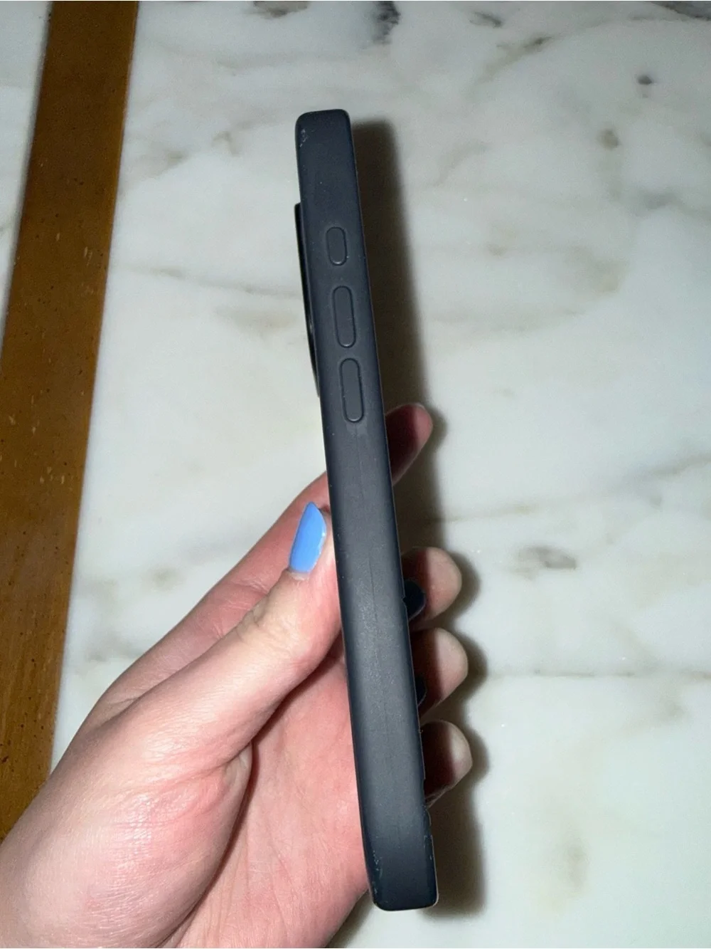 Apple Black Silicone iPhone 16 Pro Case - Slim Protective Cover